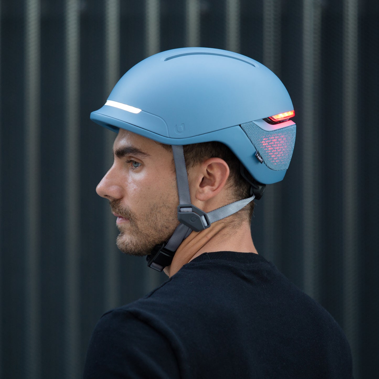 Unit1 FARO Smart Helm – Urban Fahrradhelm mit Beleuchtung, Blinkern & Crash Alert